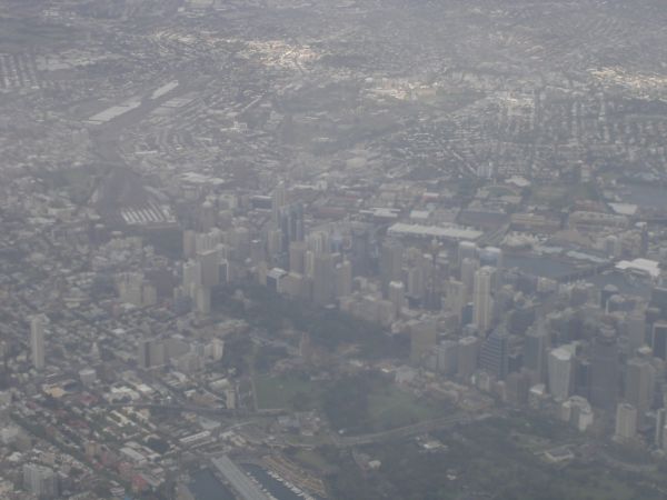 http://www.thevital.net/udo/bne-syd-bne/QF176.skyline.jpg